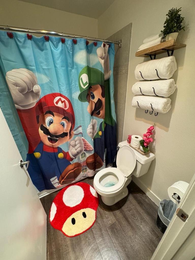 Mario, Harry Potter, Disney & Not Themed Loft Universal Studios 10Min Loft Apartment Los Angeles Eksteriør bilde