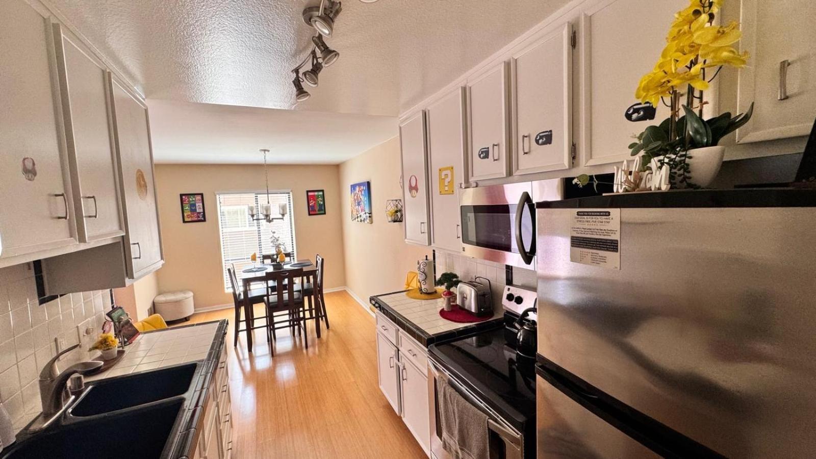 Mario, Harry Potter, Disney & Not Themed Loft Universal Studios 10Min Loft Apartment Los Angeles Eksteriør bilde